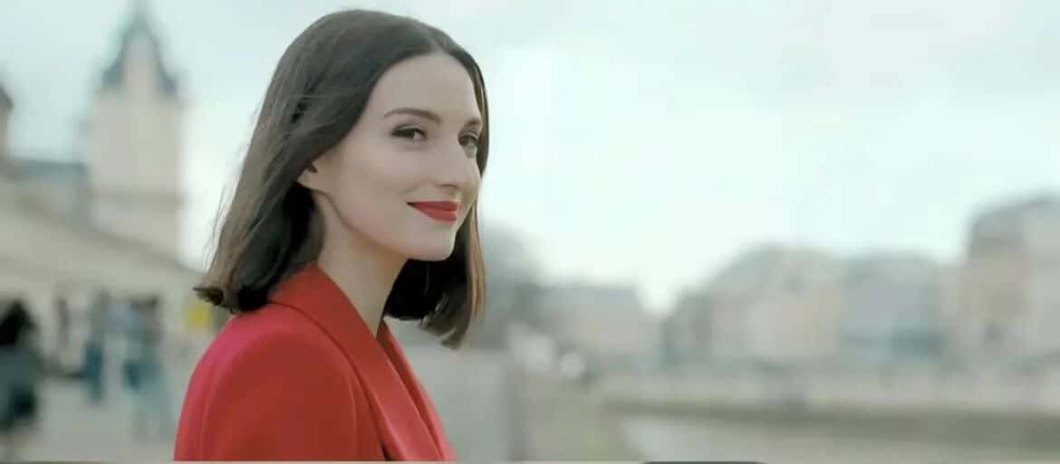 爱情跑调-女主海报