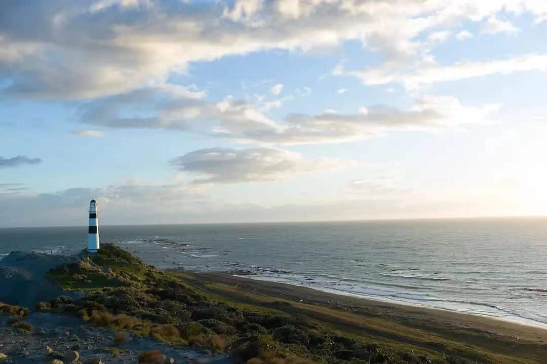 ​​大洋之间的灯光​​-电影海报